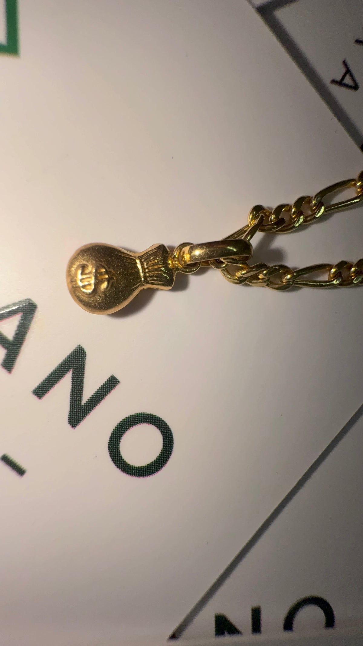 Dije en Oro Bolsa de Dinero