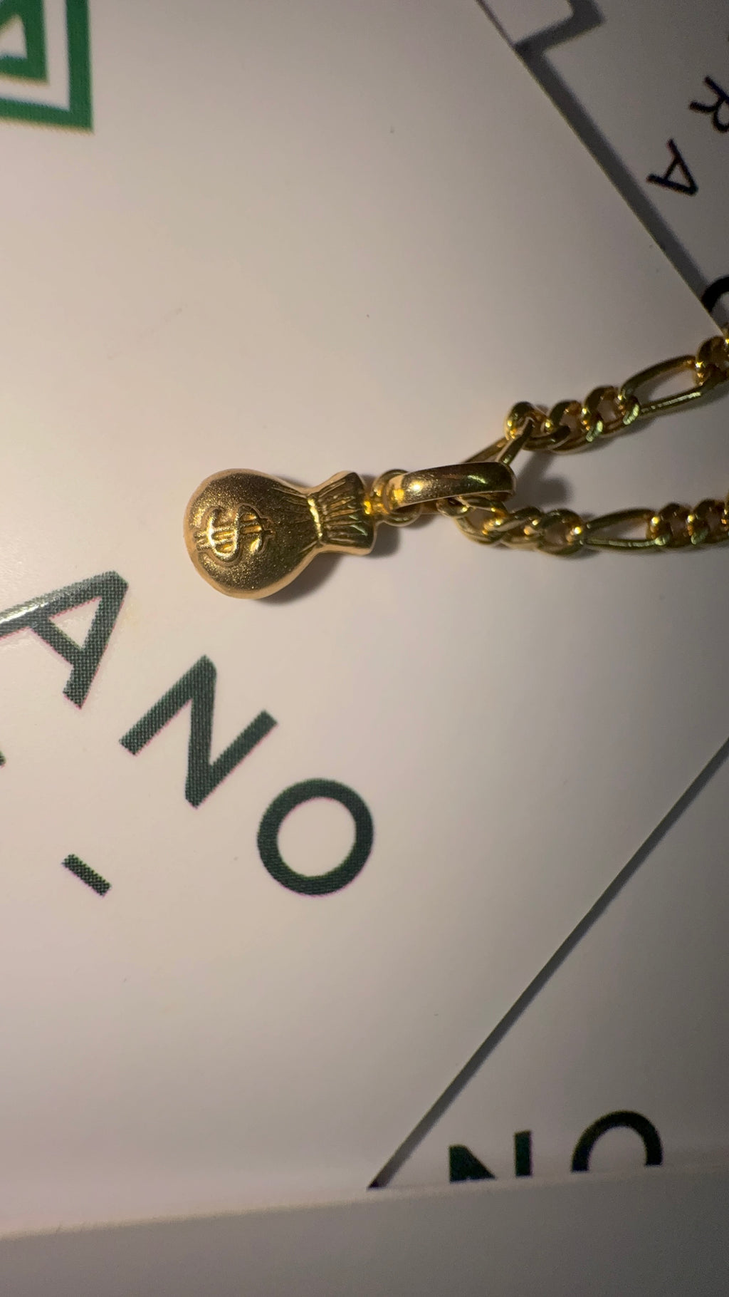 Dije en Oro Bolsa de Dinero