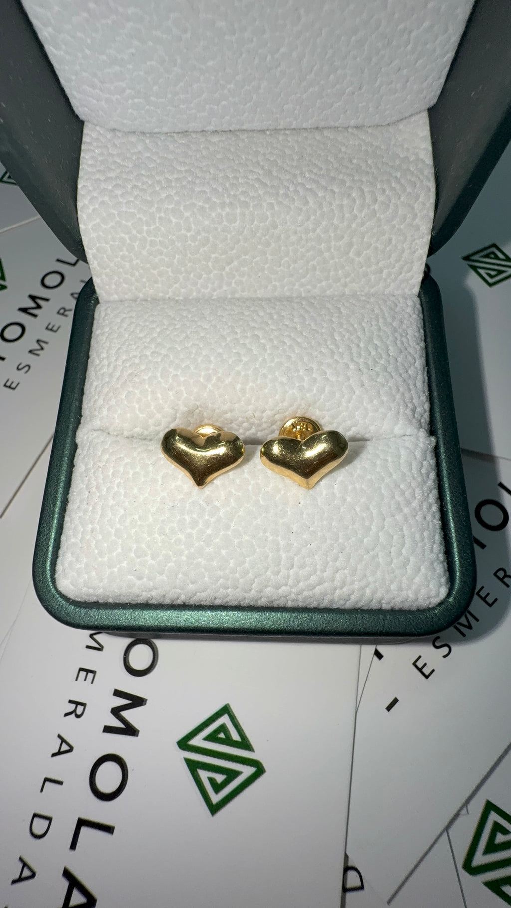 Aretes en Oro Corazón Grande