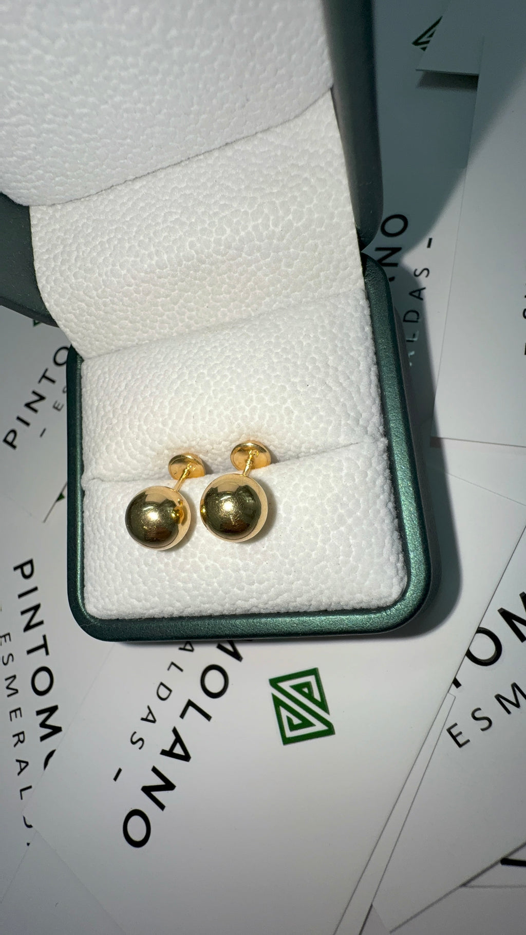 Aretes en Oro Redondos