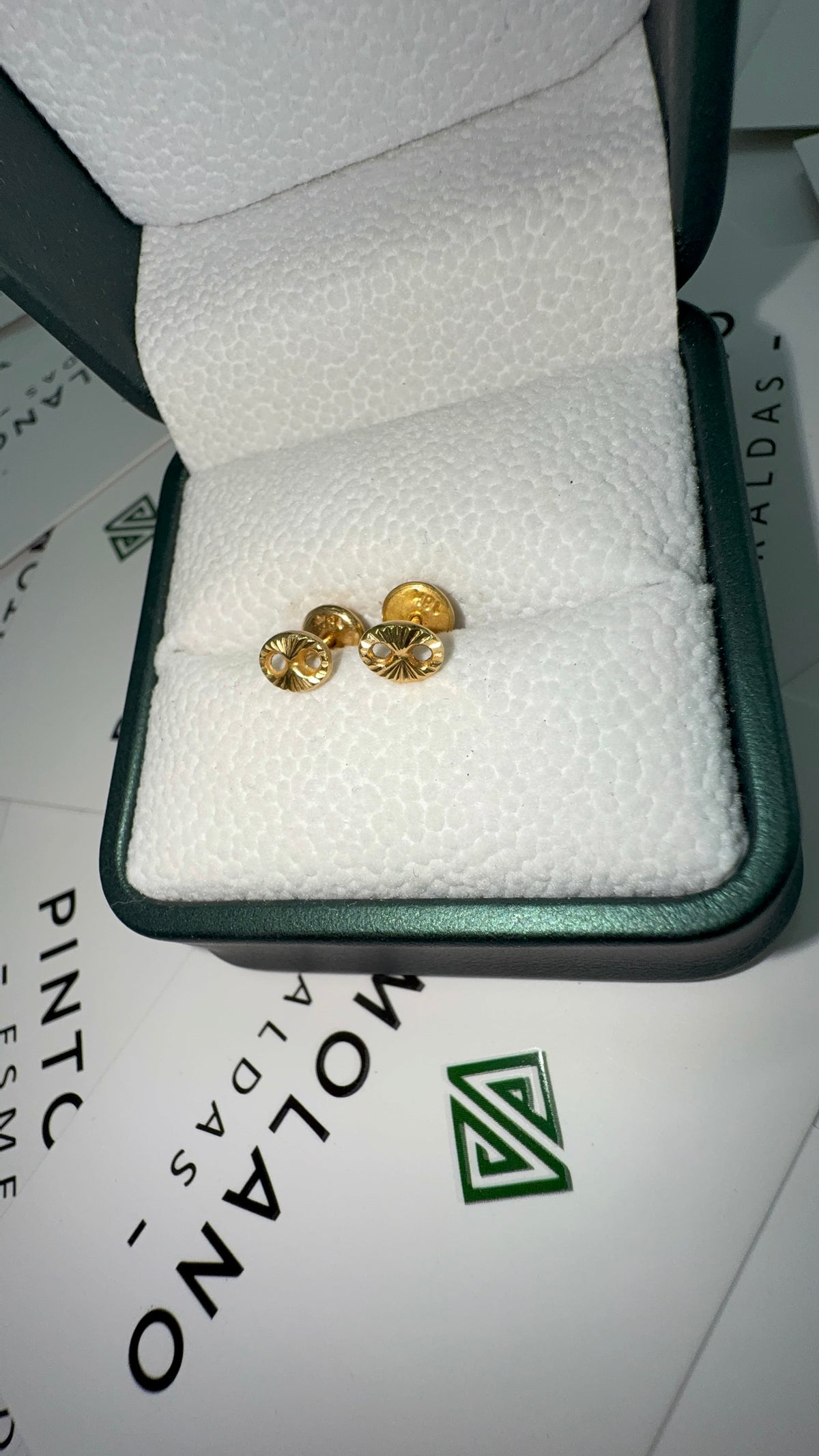 Aretes en Oro Gucci