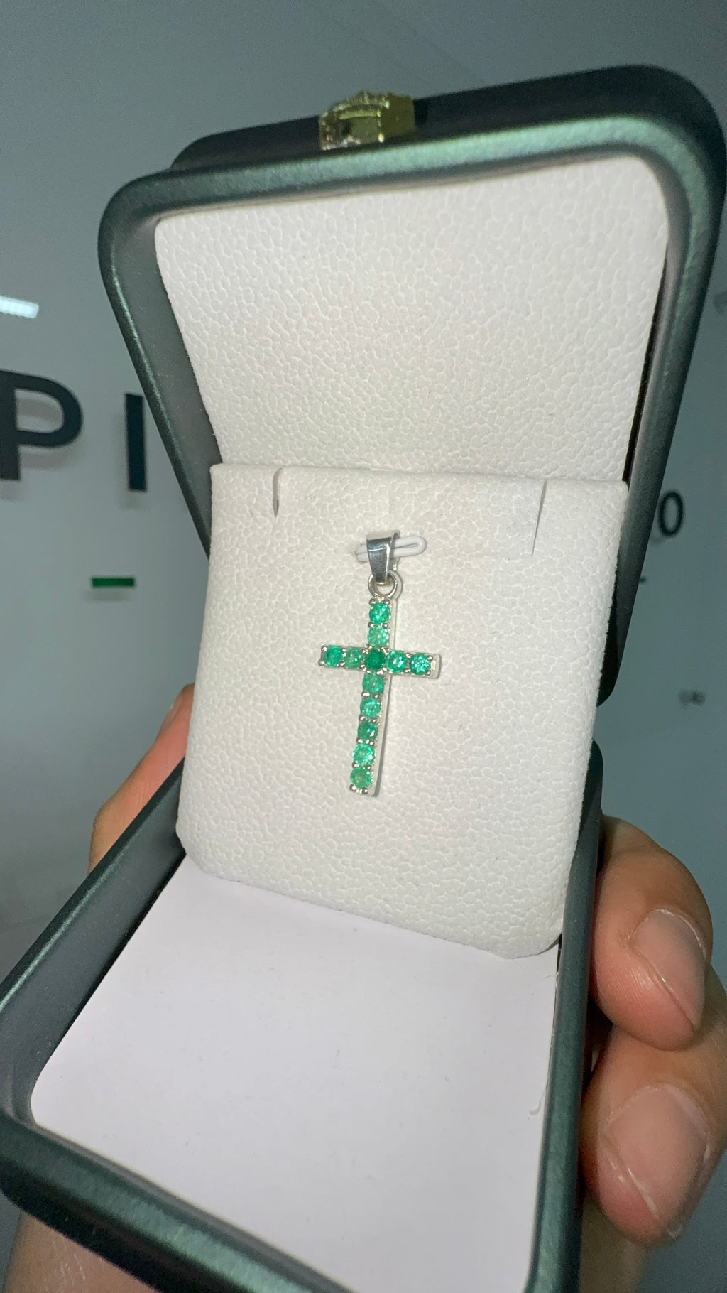 Dije en Plata de Cruz (Disponible para Fabricación)