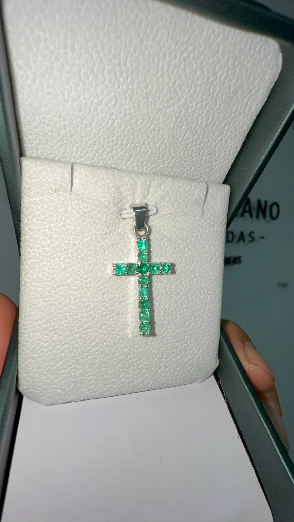 Dije en Plata de Cruz (Disponible para Fabricación)