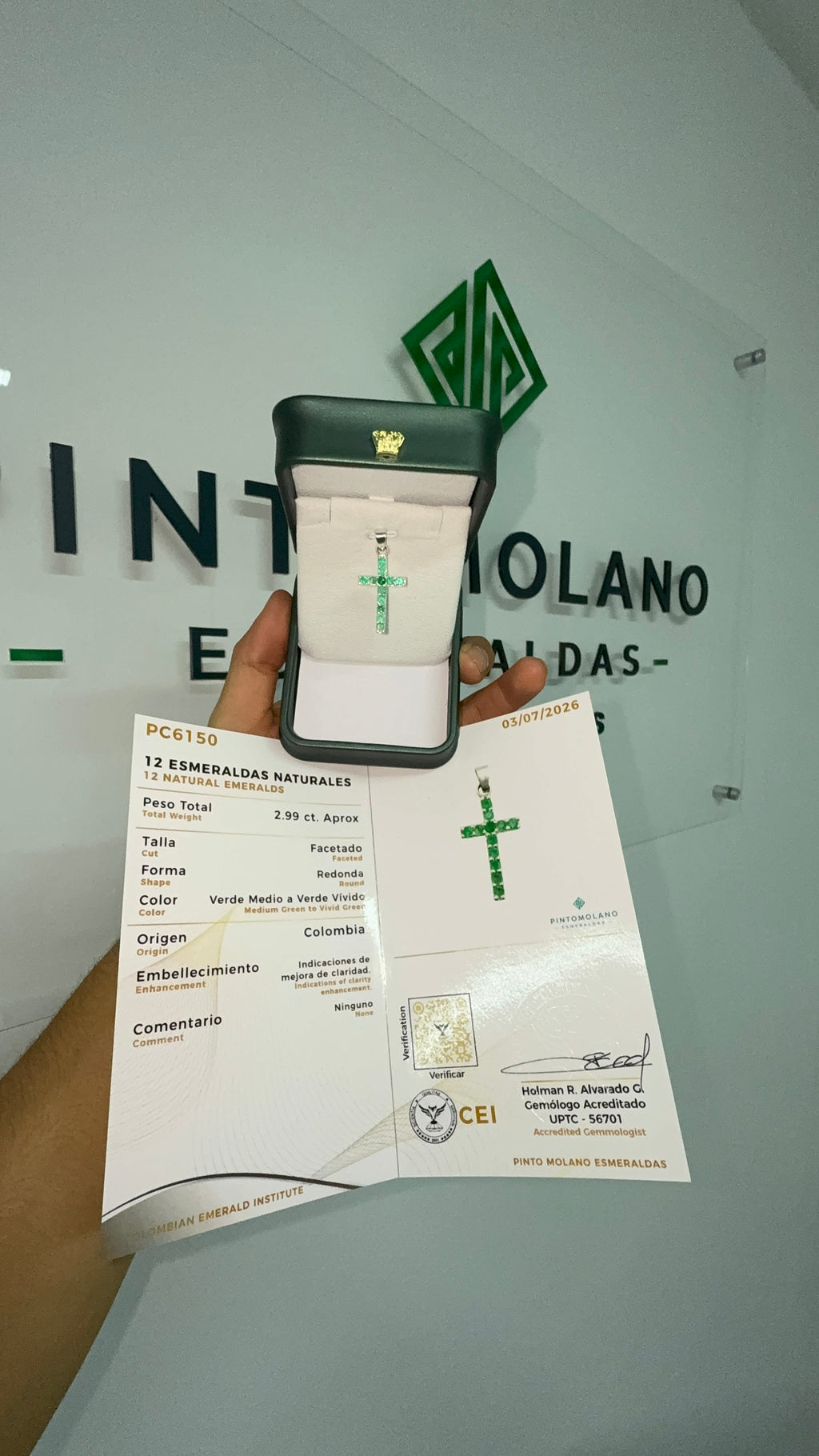 Dije en Plata de Cruz (Disponible para Fabricación)