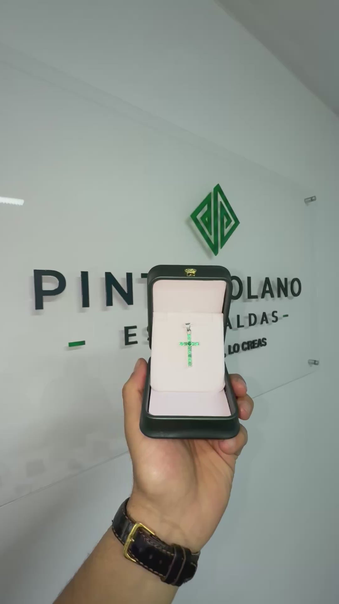 Dije en Plata de Cruz (Disponible para Fabricación)