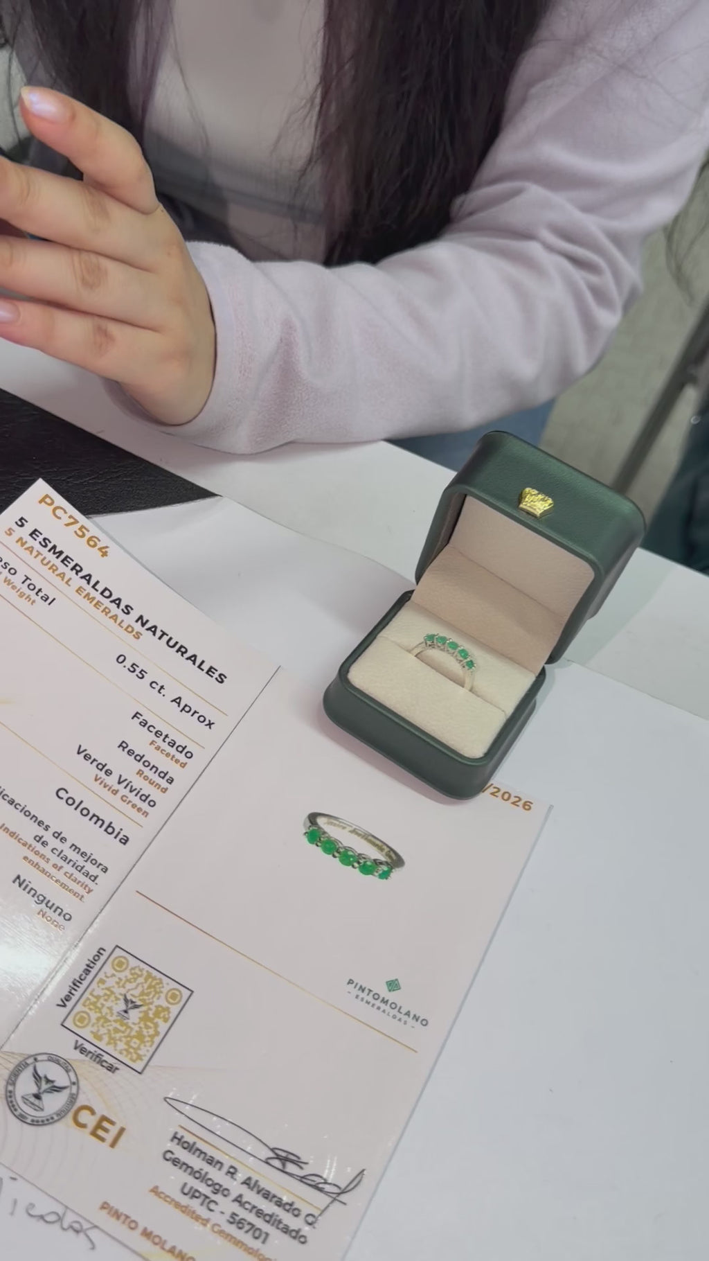 Anillo churumbela con 5 Esmeraldas